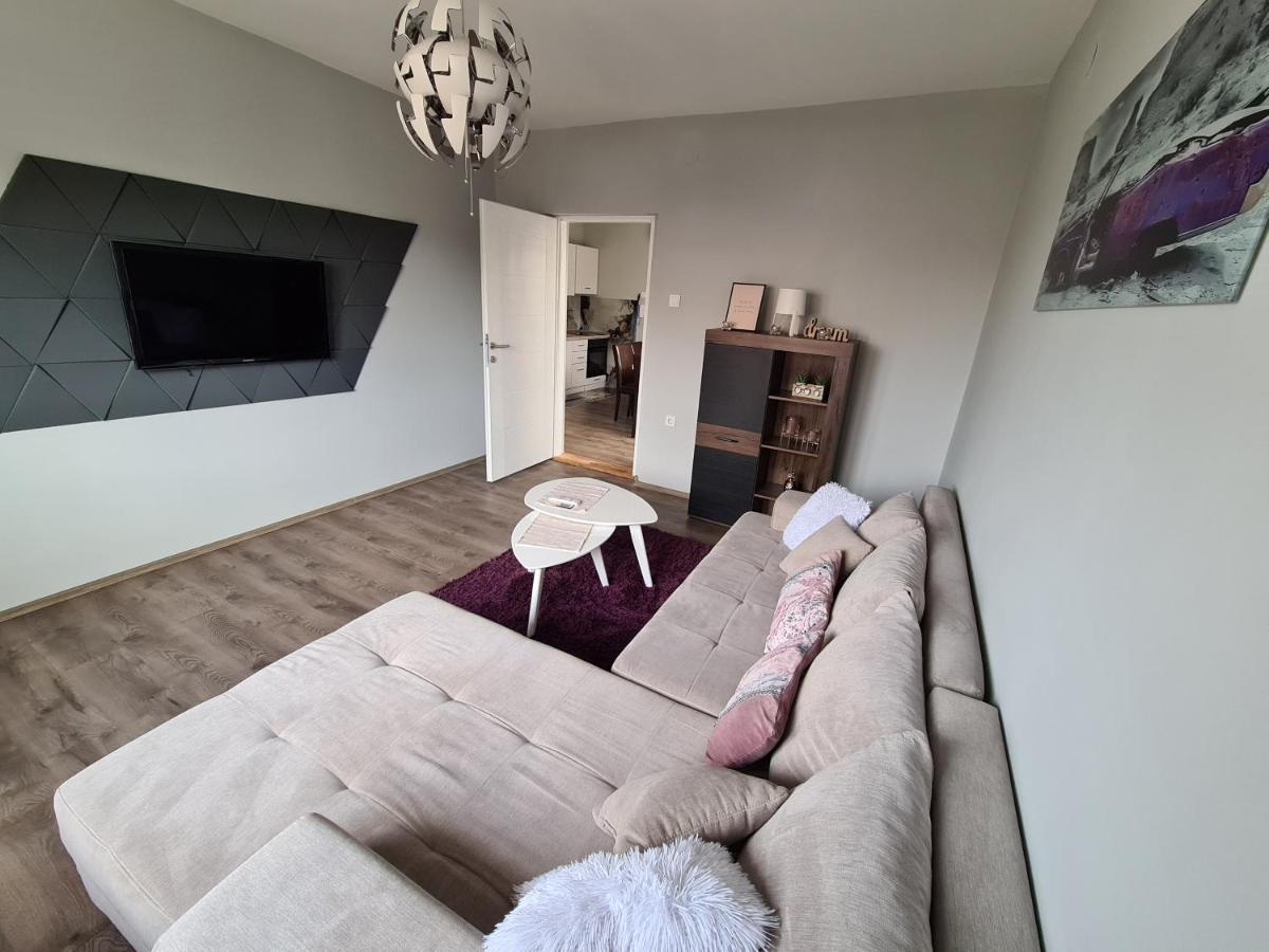 Grey & Sunny Apartments Zajecar Luaran gambar