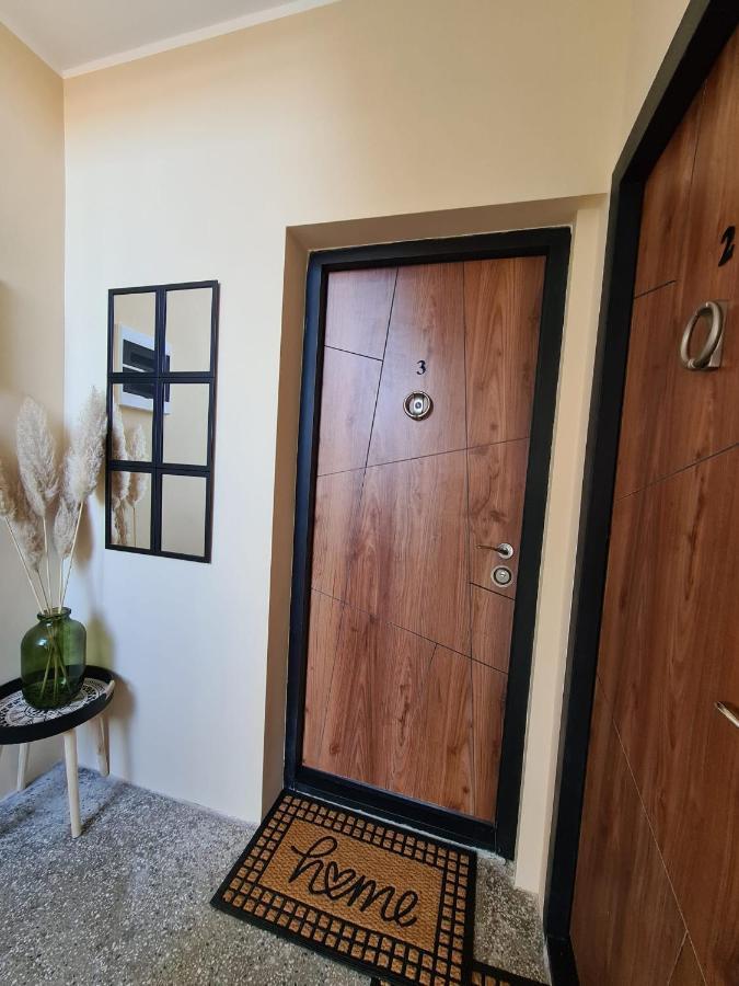 Grey & Sunny Apartments Zajecar Luaran gambar