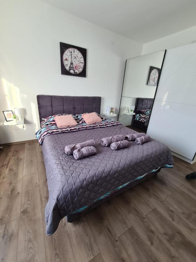 Grey & Sunny Apartments Zajecar Luaran gambar