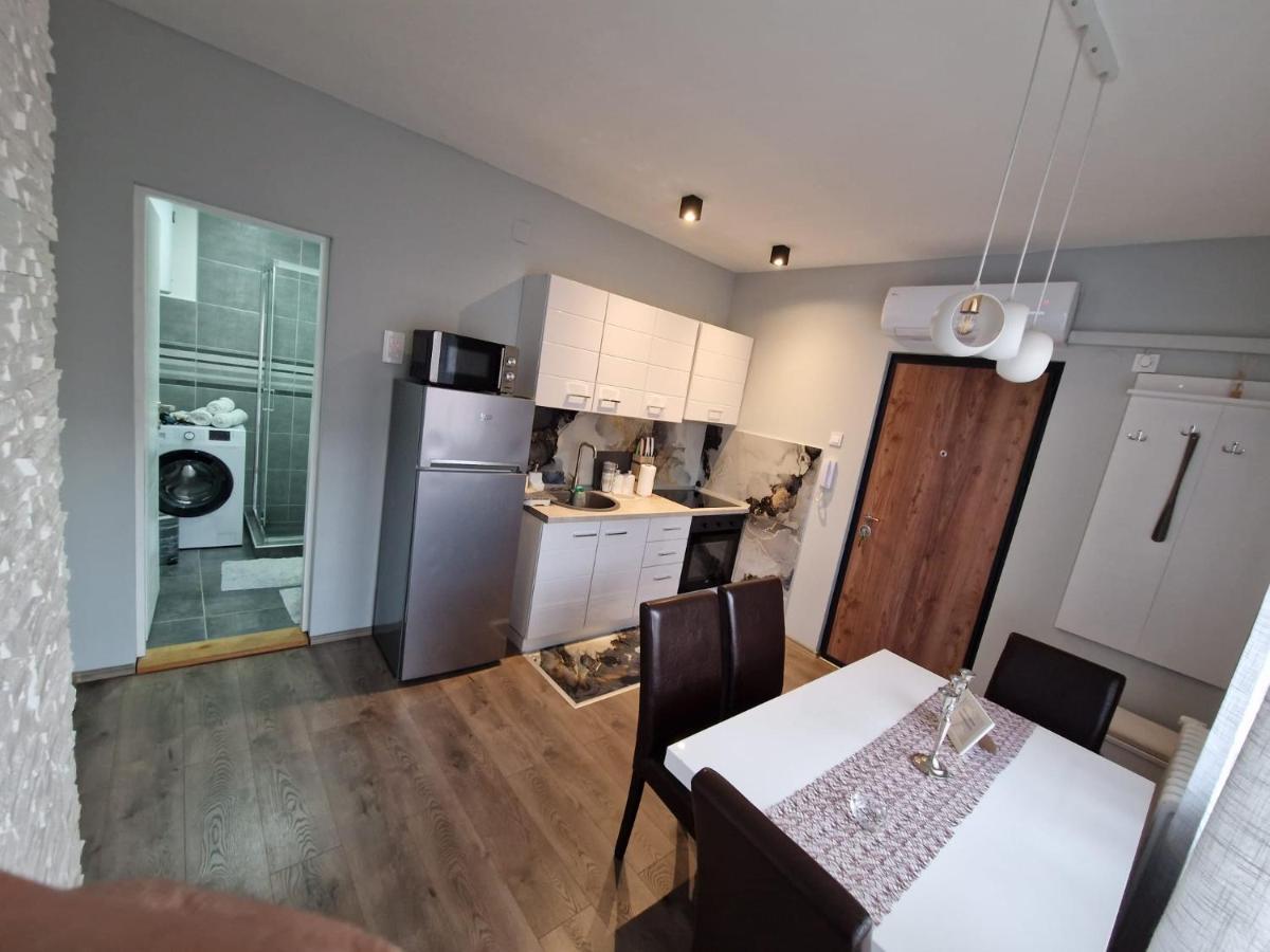 Grey & Sunny Apartments Zajecar Luaran gambar